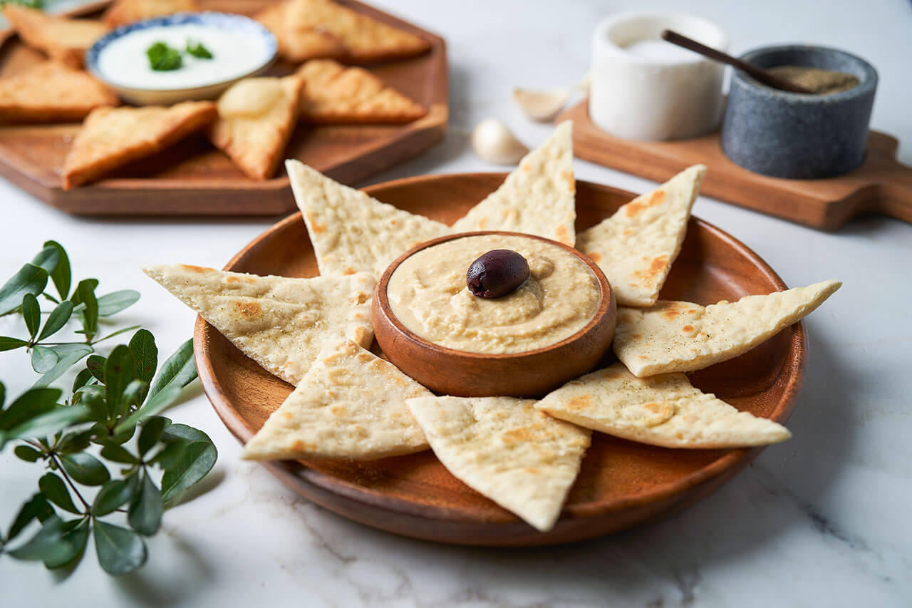 Hummus with Pita Bread